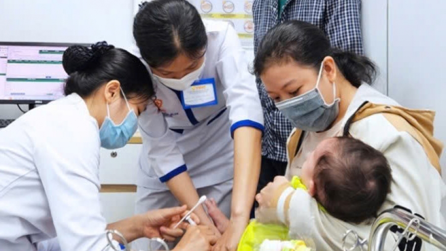 Vietnam intensifies polio prevention and control measures
